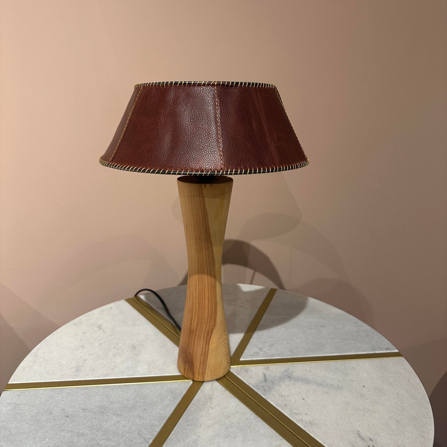 Gerçek Deri Tasarım Abajur - Soho 455