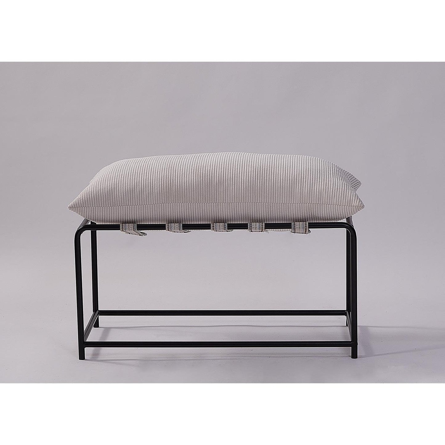 Metal Fitilli Kadife Puf - Soho 406